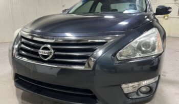 2015  Nissan Altima 2.5   SV full