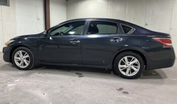 2015  Nissan Altima 2.5   SV full