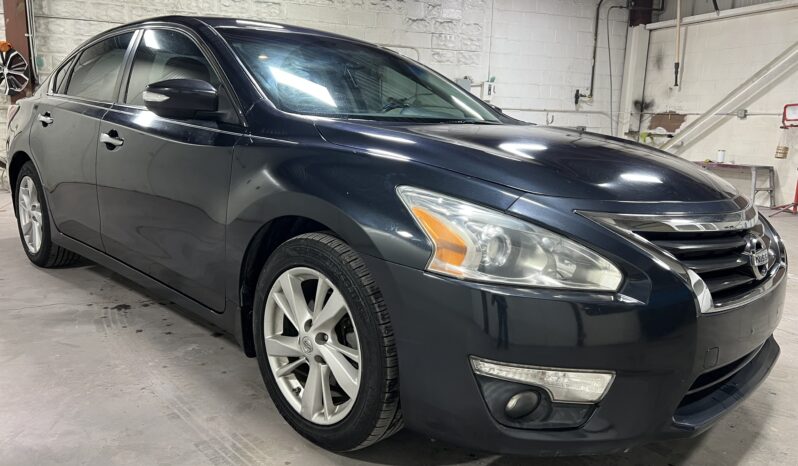 2015  Nissan Altima 2.5   SV full