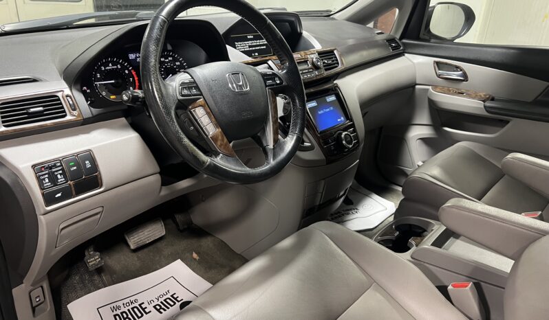 2015 Honda Odyssey full