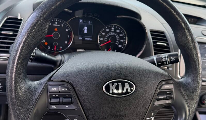 2018 Kia Forte LX full